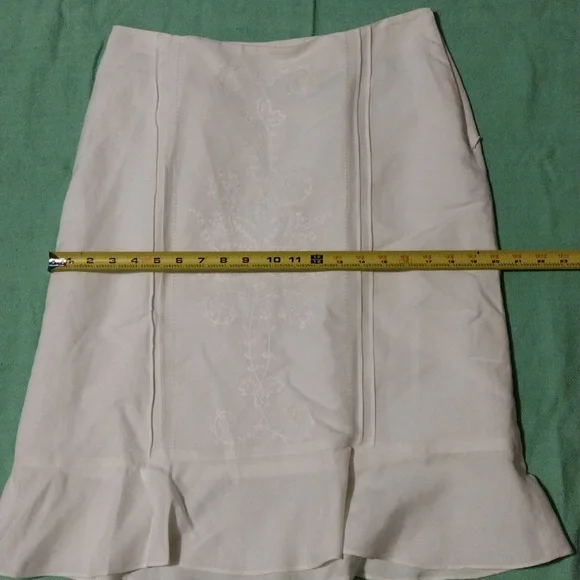 Jones Wear Skirt Linen Lined Floral Embroidered Ruffled Shabby Chic Lagenlook - Picture 7 of 9